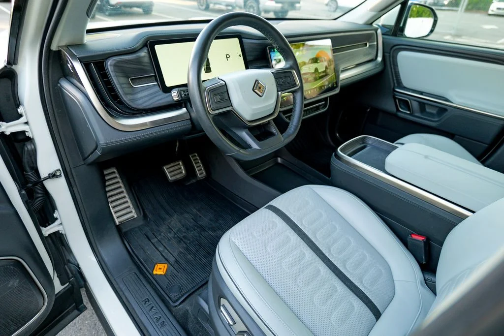 Used 2024 Glacier White Rivian Adventure image 19