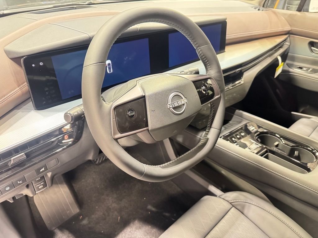 New 2026 Black Nissan Platinum image 13