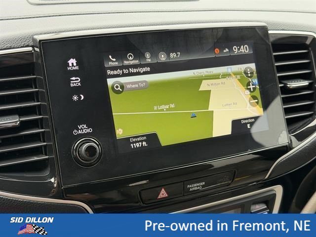Used 2020 Platinum White Pearl Honda Touring 7-Passenger image 10