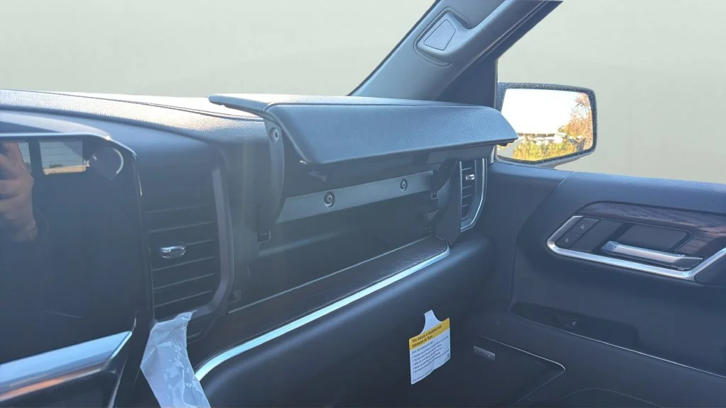 2026 GMC Sierra 1500 SLT - Photo 24