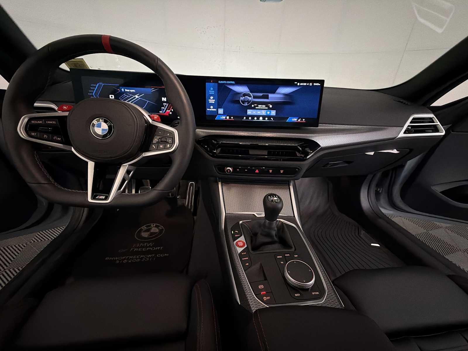 Used 2025 Brooklyn Grey Metallic BMW  image 17
