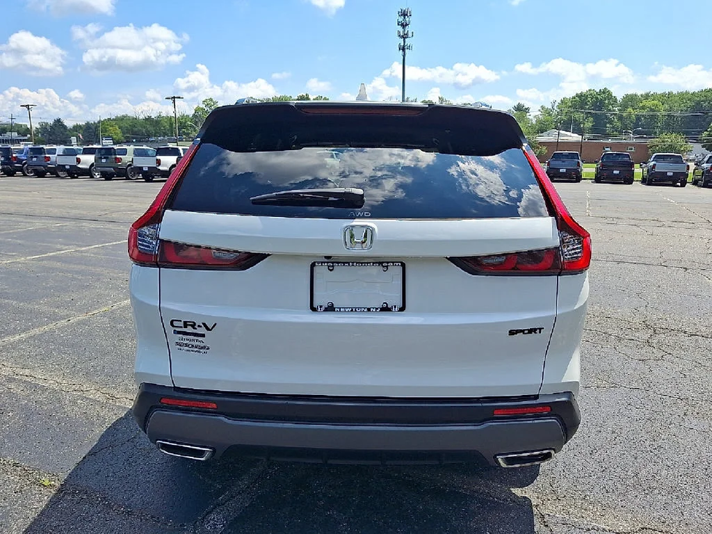 Certified Used 2026 Platinum White Pearl Honda Sport image 5