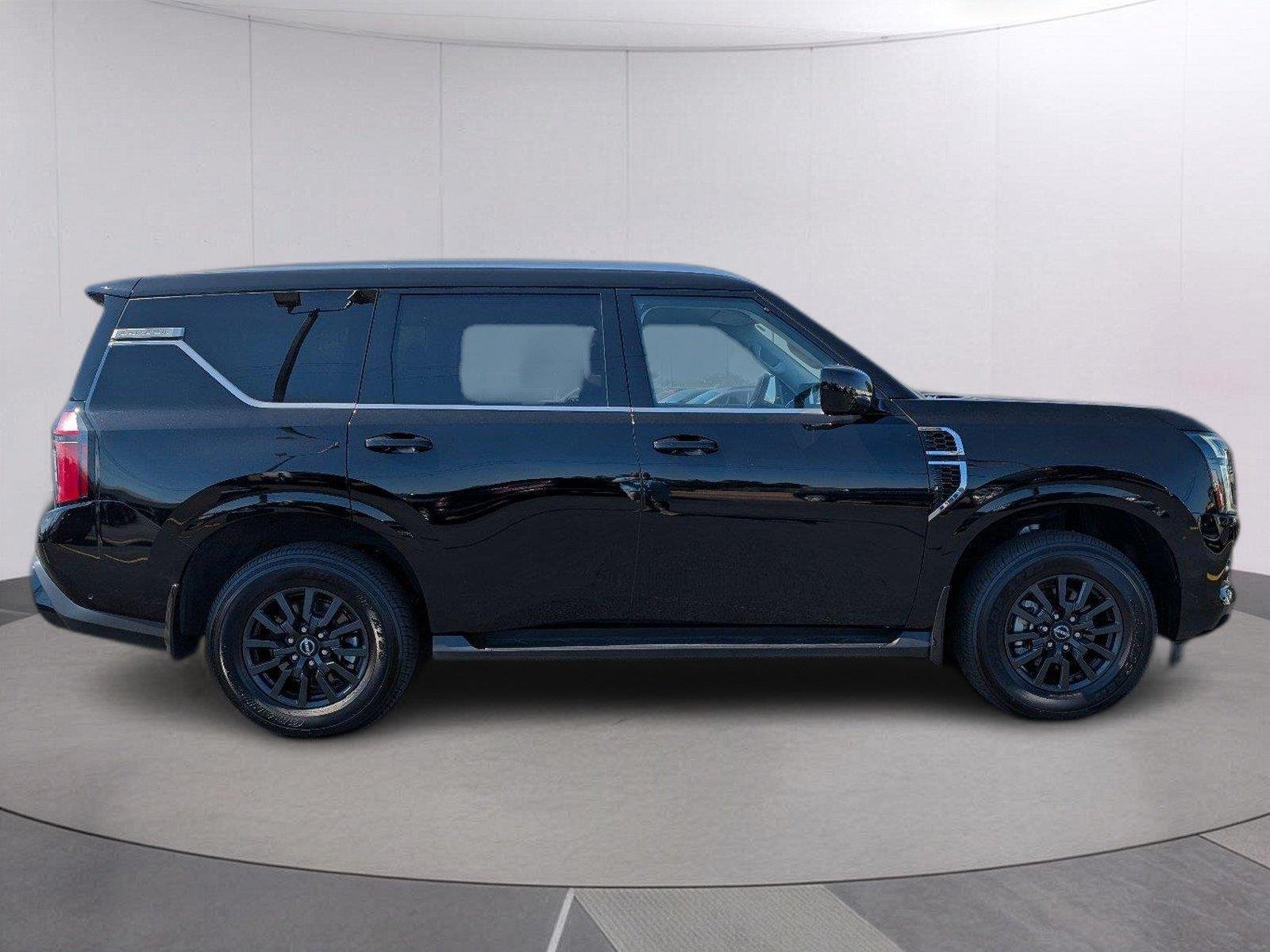 Used 2025 Super Black Nissan SV image 8