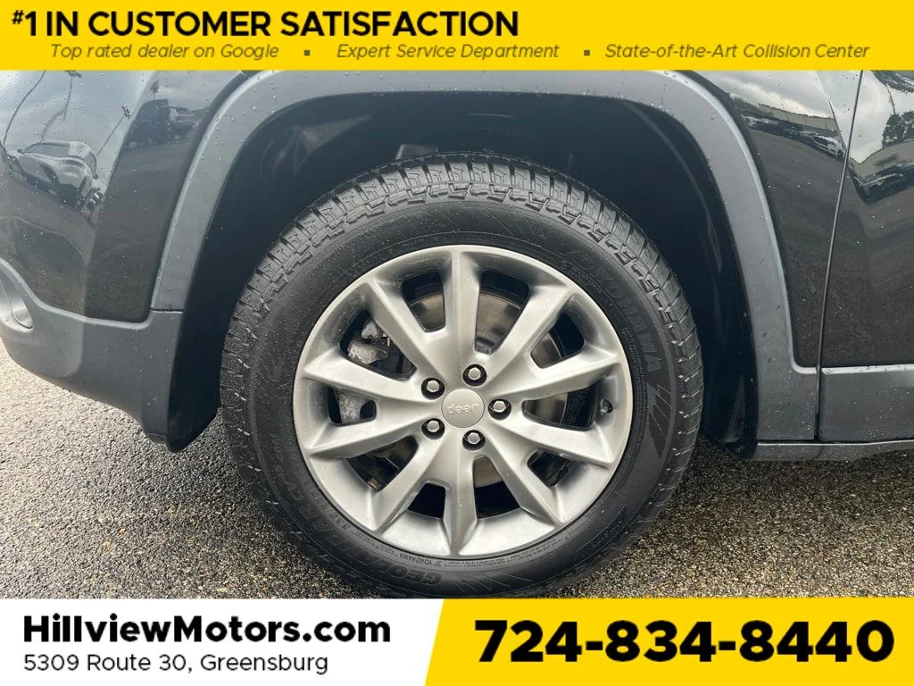 Used 2018 Diamond Black Jeep Limited image 11