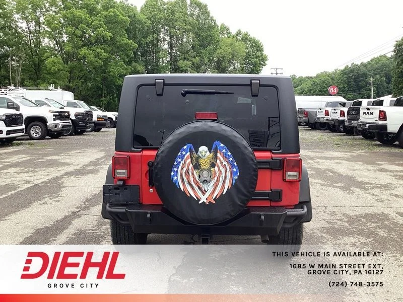 Used 2008 Red Jeep X image 6