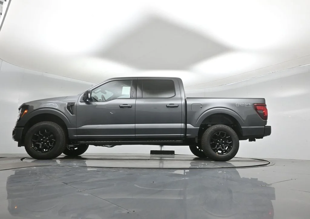 New 2026 Gray Ford XLT image 7