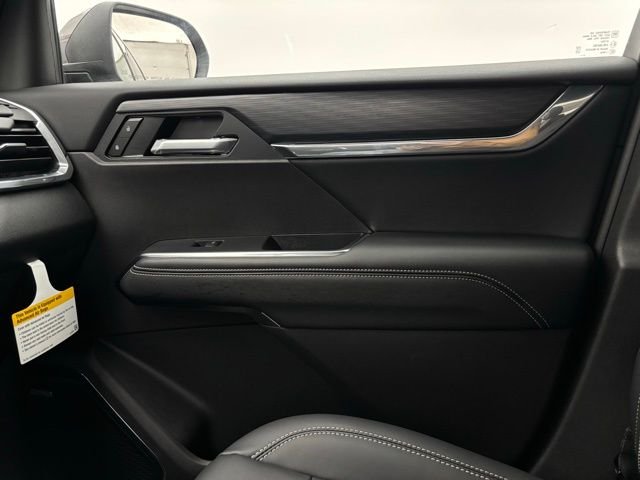 New 2026 Summit White GMC Elevation image 44