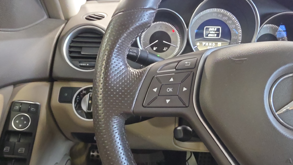 Used 2012  Mercedes-Benz C 300 image 22