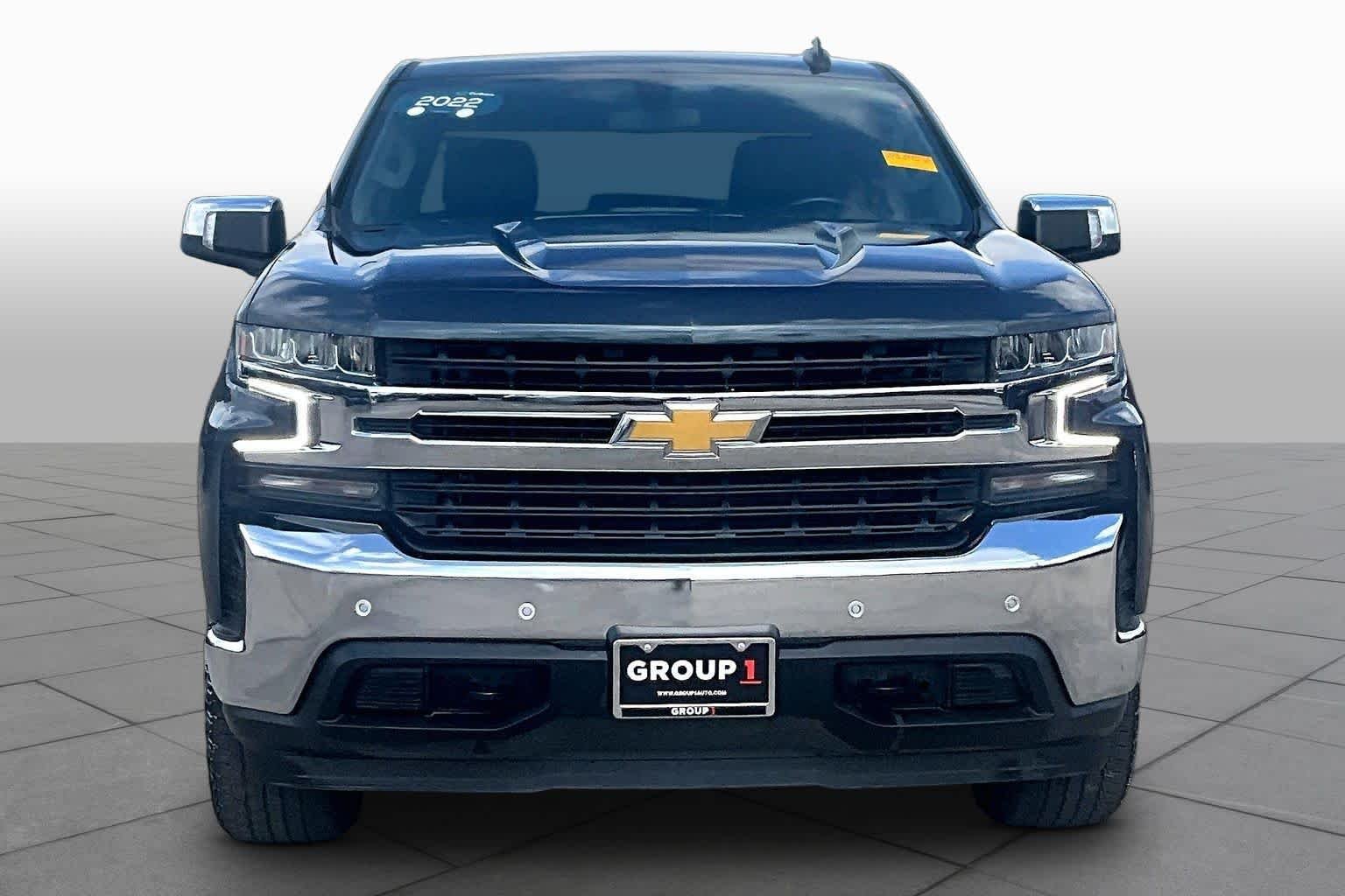 Used 2022 Shadow Gray Metallic Chevrolet LT image 4