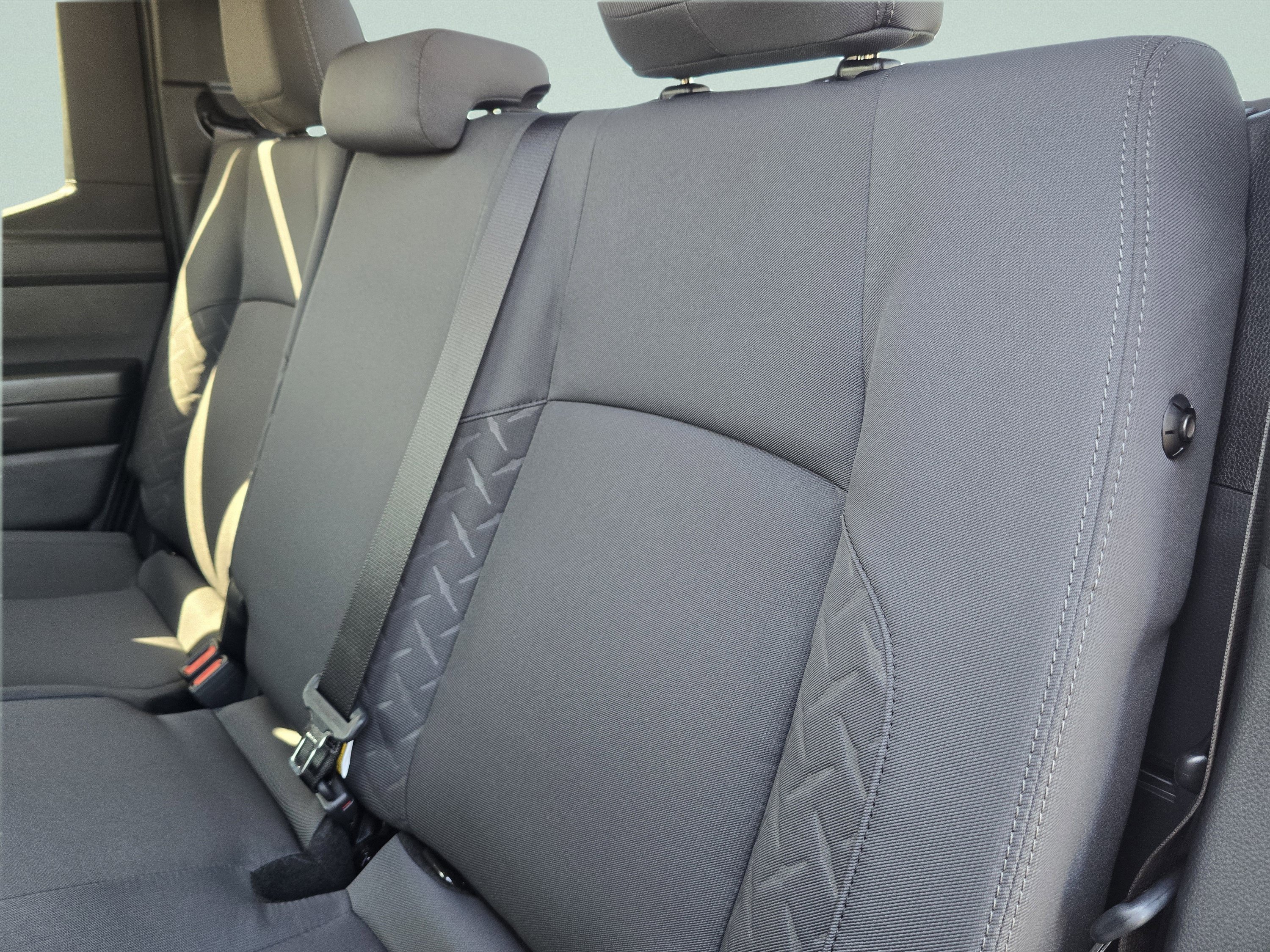 2026 Toyota Tacoma SR5 - Photo 29