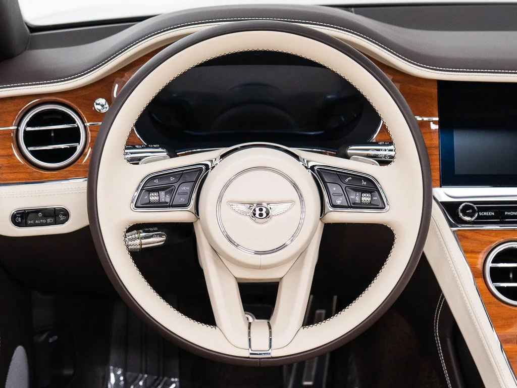 Certified Used 2026 White Sand - by Mulliner Bentley Azure image 34
