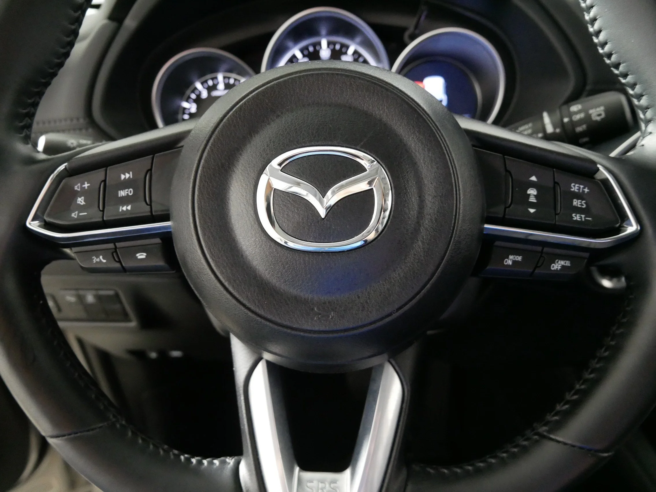 Used 2025 Platinum Quartz Metallic Mazda 2.5 S Preferred Package image 25