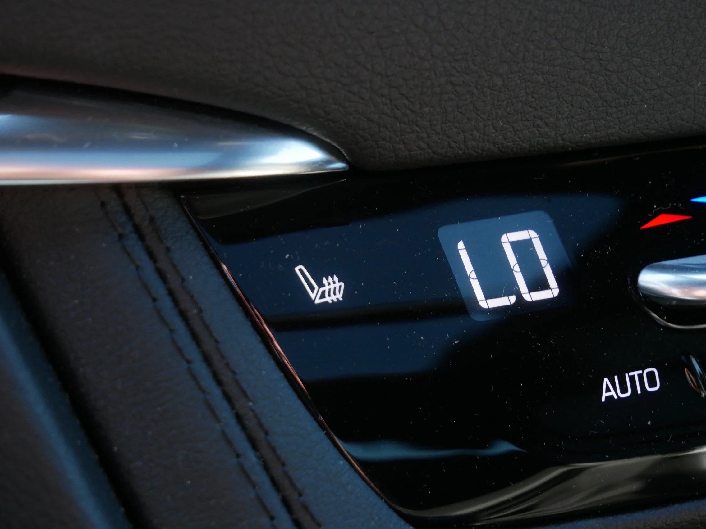 Used 2025 Stellar Black Metallic Cadillac AWD Premium Luxury image 36