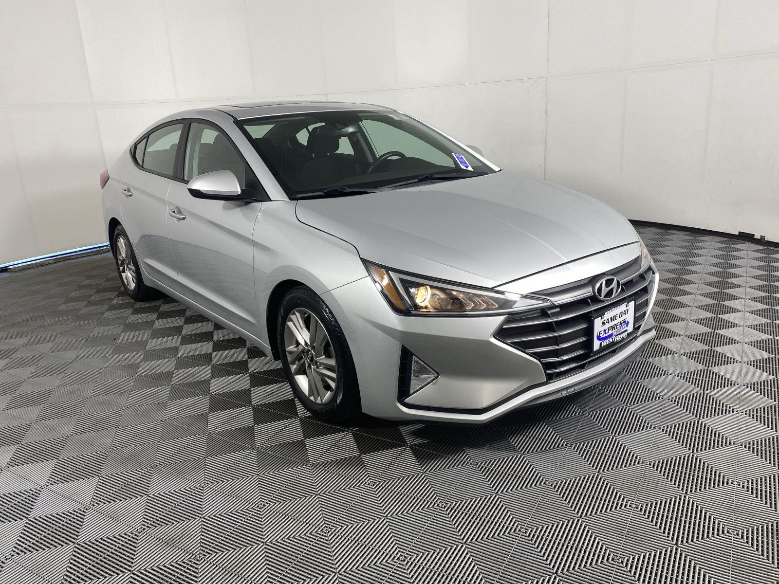 Used 2019 Symphony Silver Hyundai Value Edition image 10