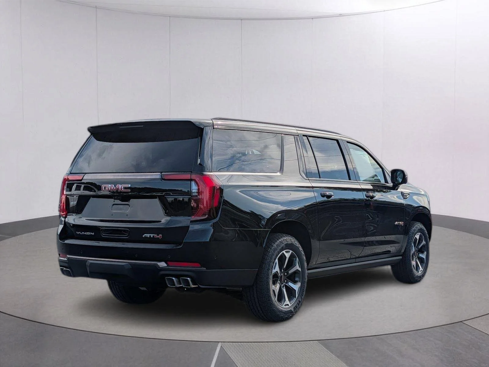 New 2026 Onyx Black GMC AT4 Ultimate image 3