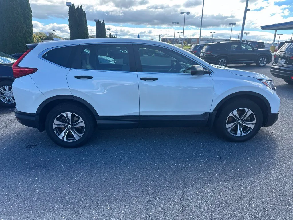 Used 2017 White Honda LX image 2