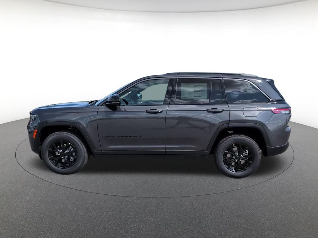 New 2026 Baltic Gray Metallic Clearcoat Jeep Altitude image 12