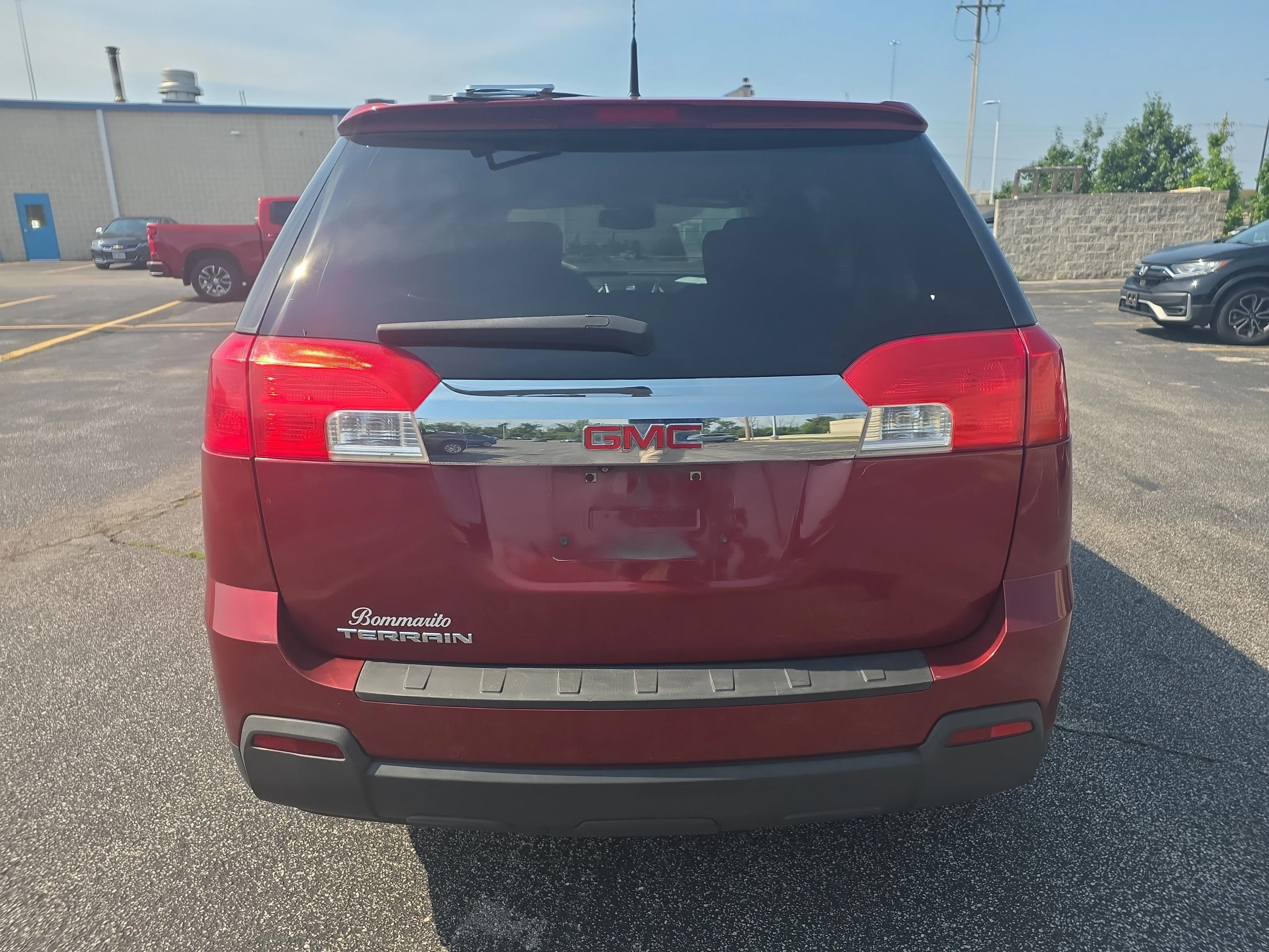 Used 2011 Merlot Jewel Metallic GMC SLE-1 image 5