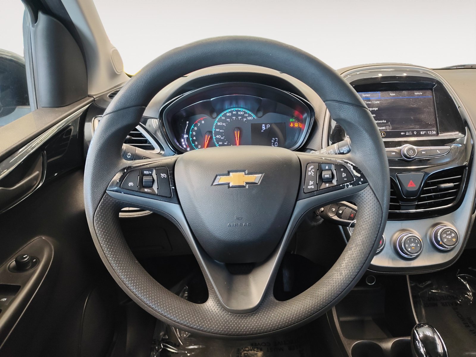 Used 2020 Mosaic Black Chevrolet LT image 14