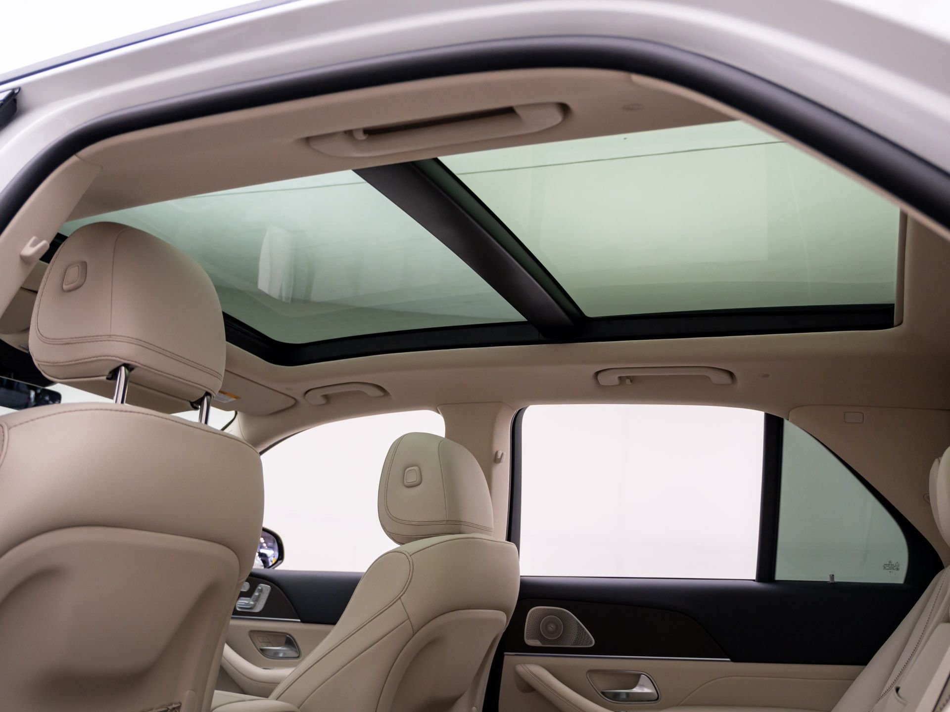 New 2027 Polar White Mercedes-Benz GLE 450 image 19