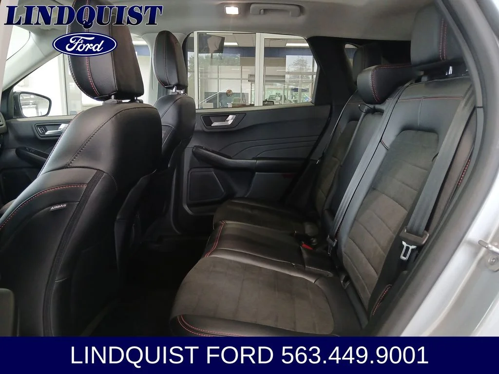 Used 2022 Silver Metallic Ford SEL image 21