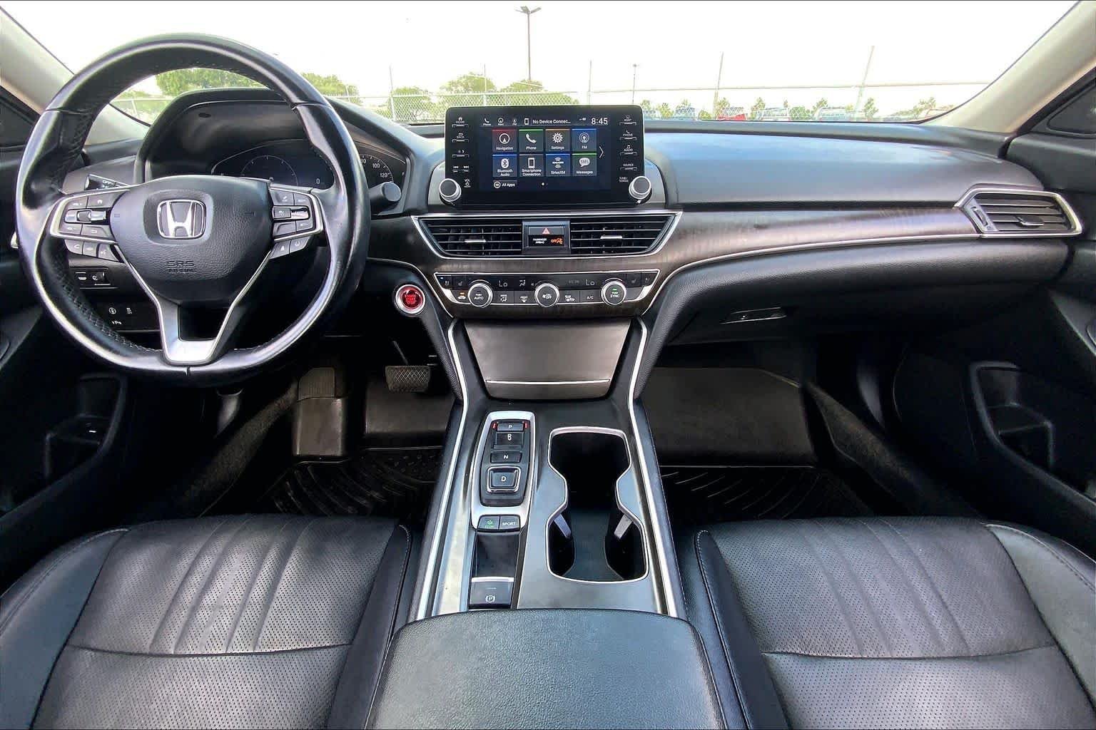 Used 2021 Platinum White Pearl Honda Touring image 15