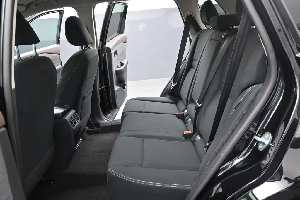 Used 2023 Black Nissan S image 17