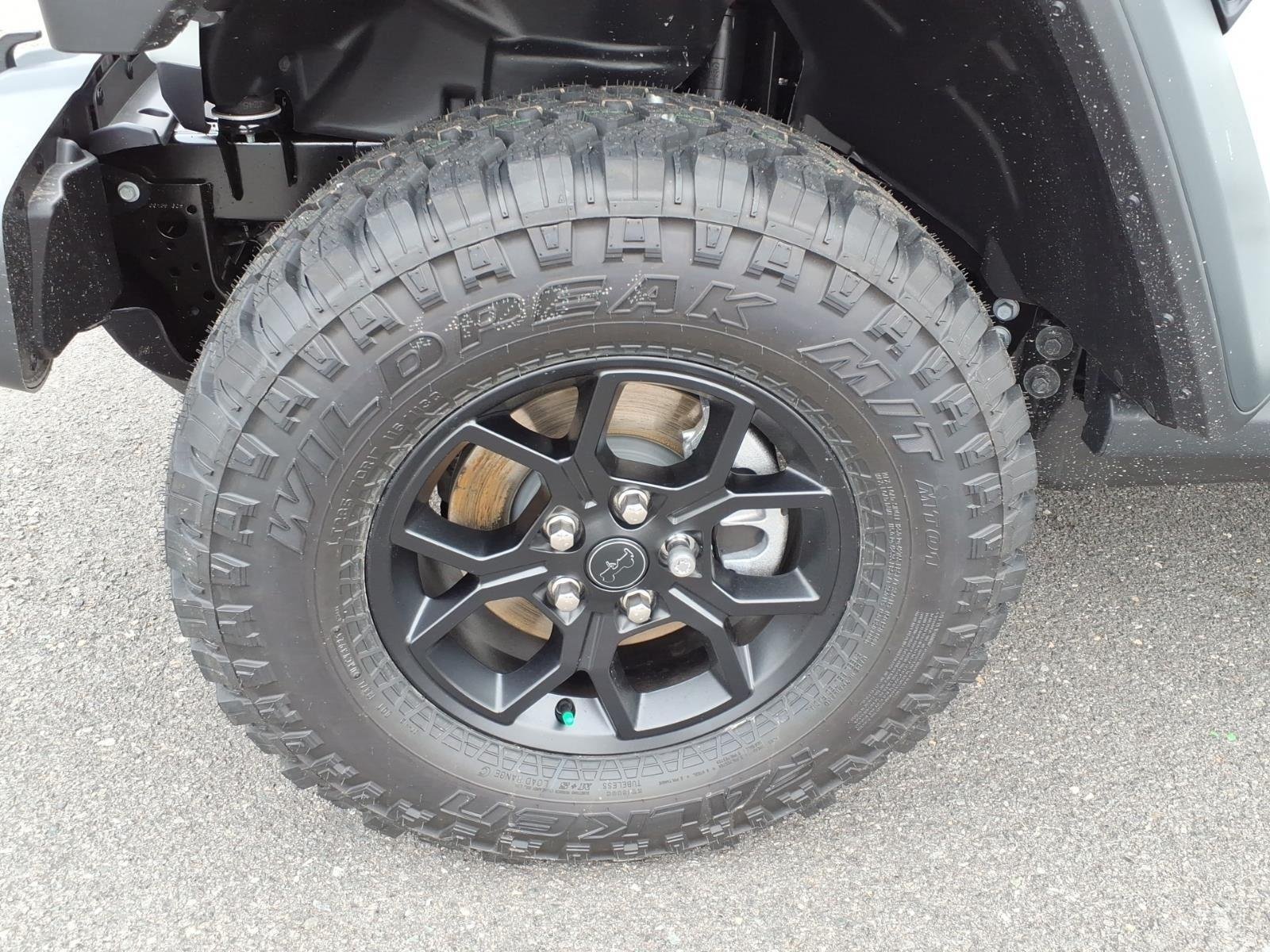 New 2026 Bright White Clear-Coat Exterior Paint Jeep Willys image 11