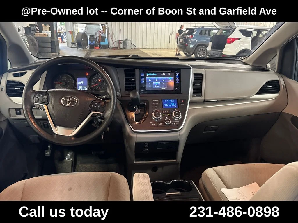 Used 2017 Red Toyota LE image 18