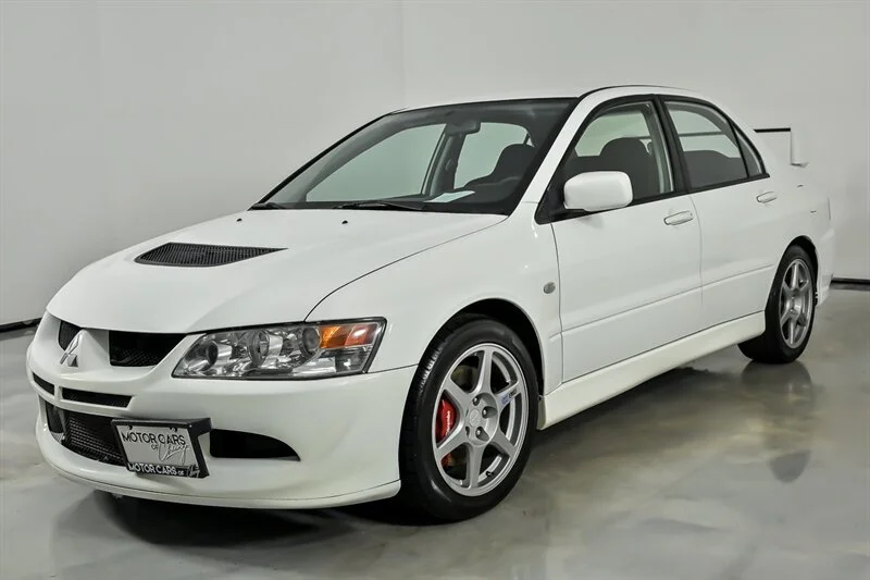 Used 2003 Weightless White Mitsubishi  image 5