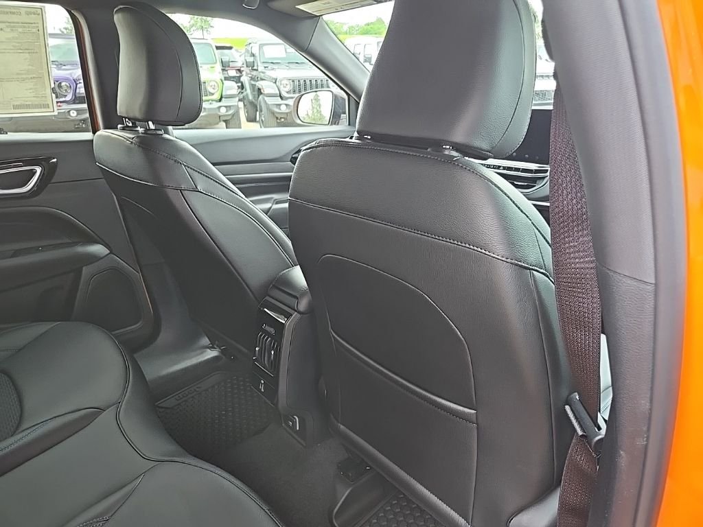 New 2026 Joose Exterior Paint Jeep Latitude image 74