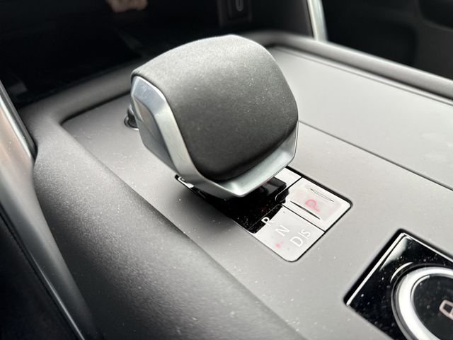 2026 Land Rover Discovery Gemini Edition - Photo 19