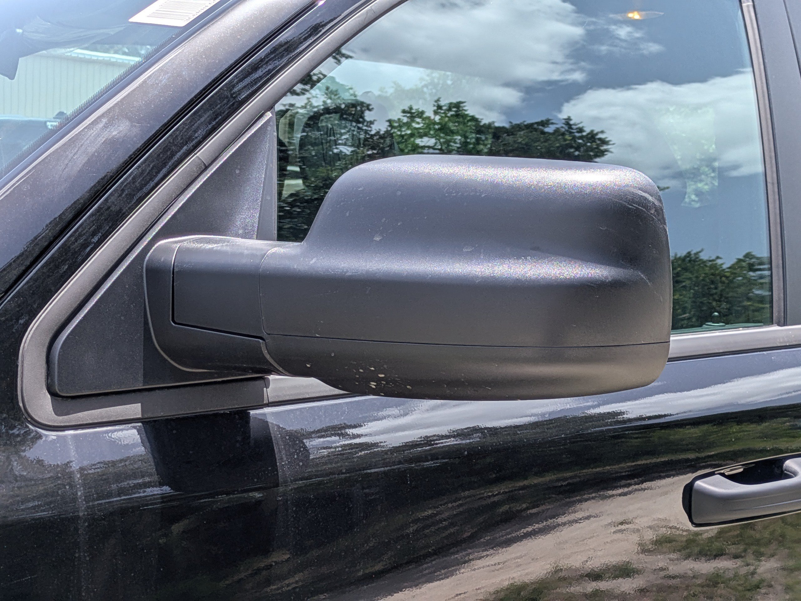New 2026 Diamond Black Crystal Pearl-Coat Exterior Paint RAM Tradesman image 11