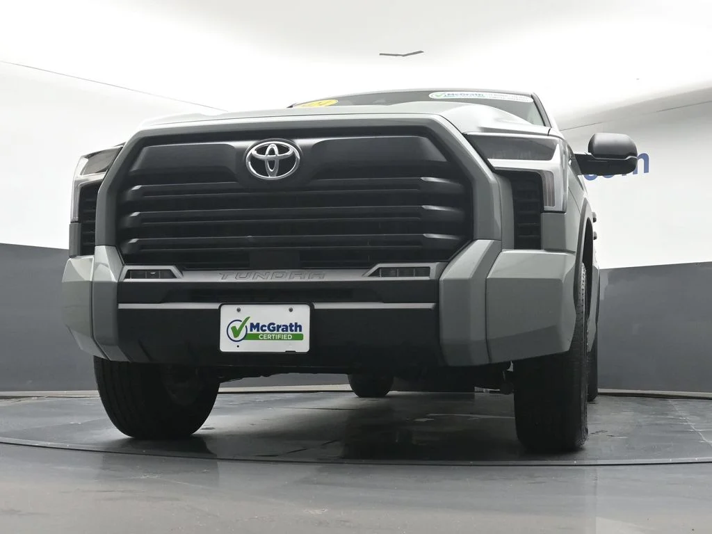 Certified Used 2024  Toyota SR5 image 7