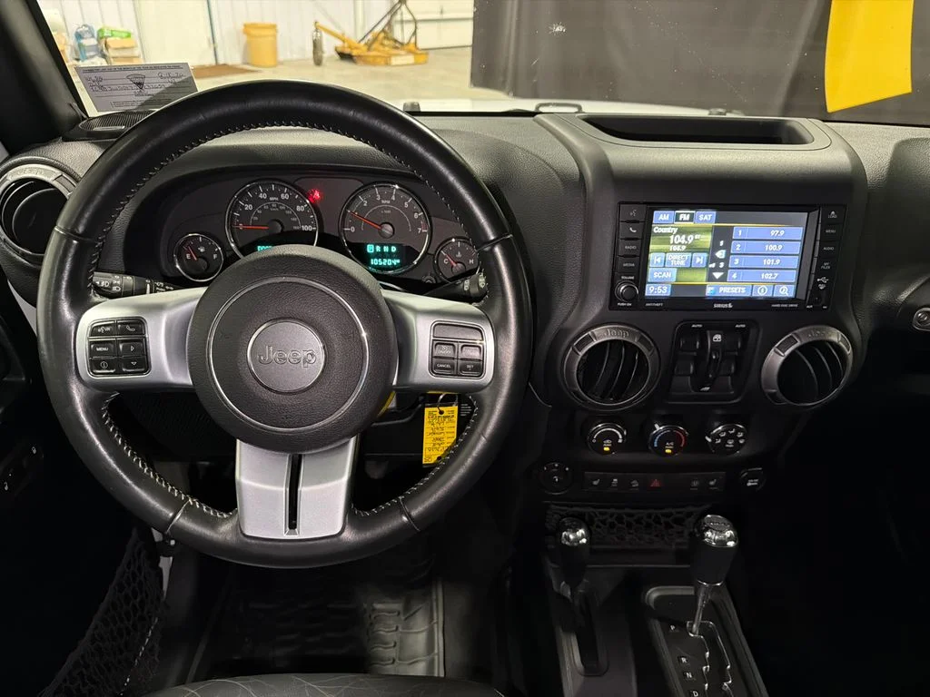 Used 2018 Bright White Clearcoat Jeep Freedom Edition image 16
