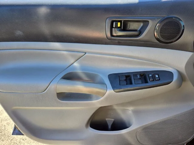 Used 2013 Black Toyota PreRunner image 33