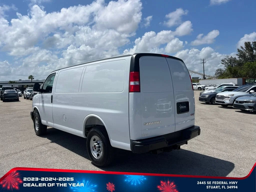 New 2026 Summit White GMC Work Van image 5