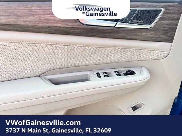 2026 Volkswagen Atlas SEL Premium R-Line - Photo 12