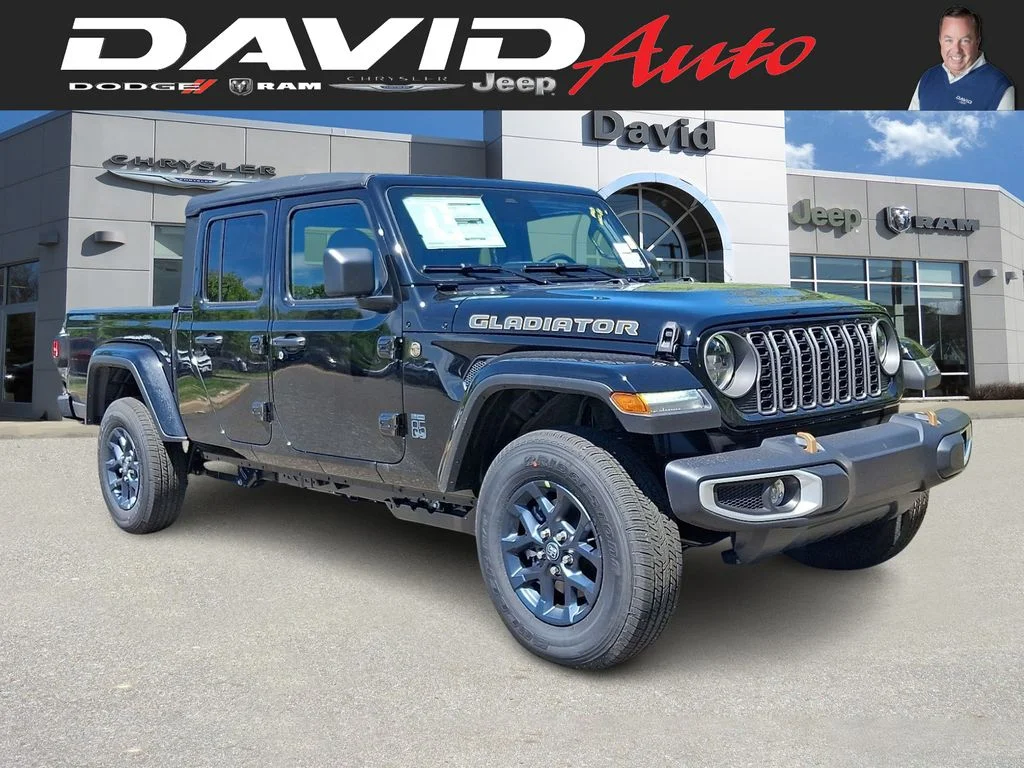 2026 Jeep Gladiator 85th Anniversary Edition Auto's photo