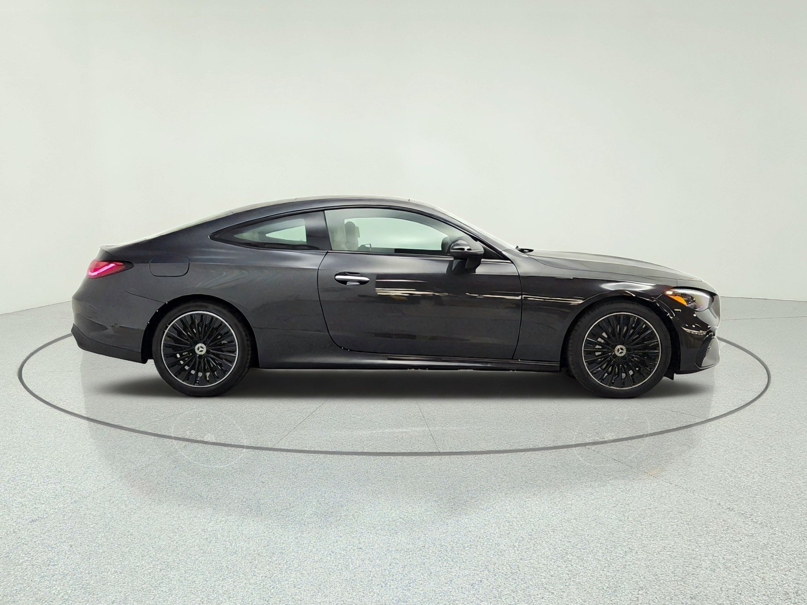 New 2026 Graphite Grey Metallic Mercedes-Benz CLE 300 4MATIC® Coupe image 4