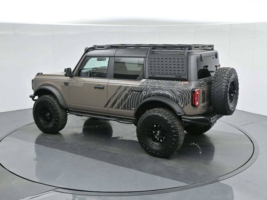 New 2025 Marsh Gray Ford Badlands image 47