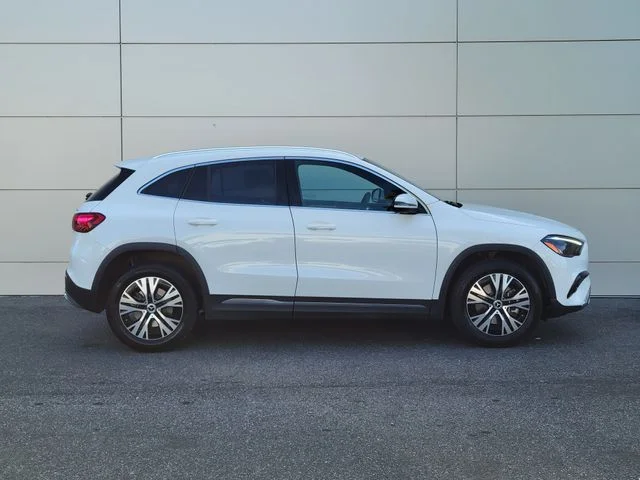 Used 2025 White Mercedes-Benz GLA 250 image 5