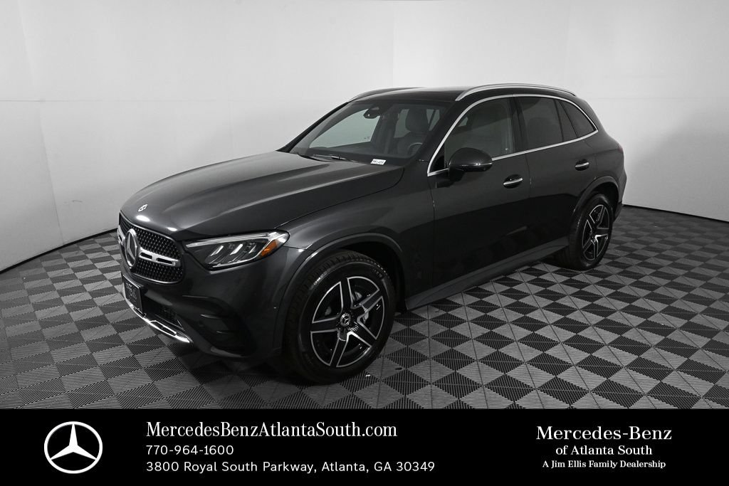 2025 Mercedes-Benz GLC