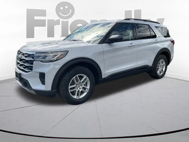 New 2026 Space White Metallic Ford Active image 2