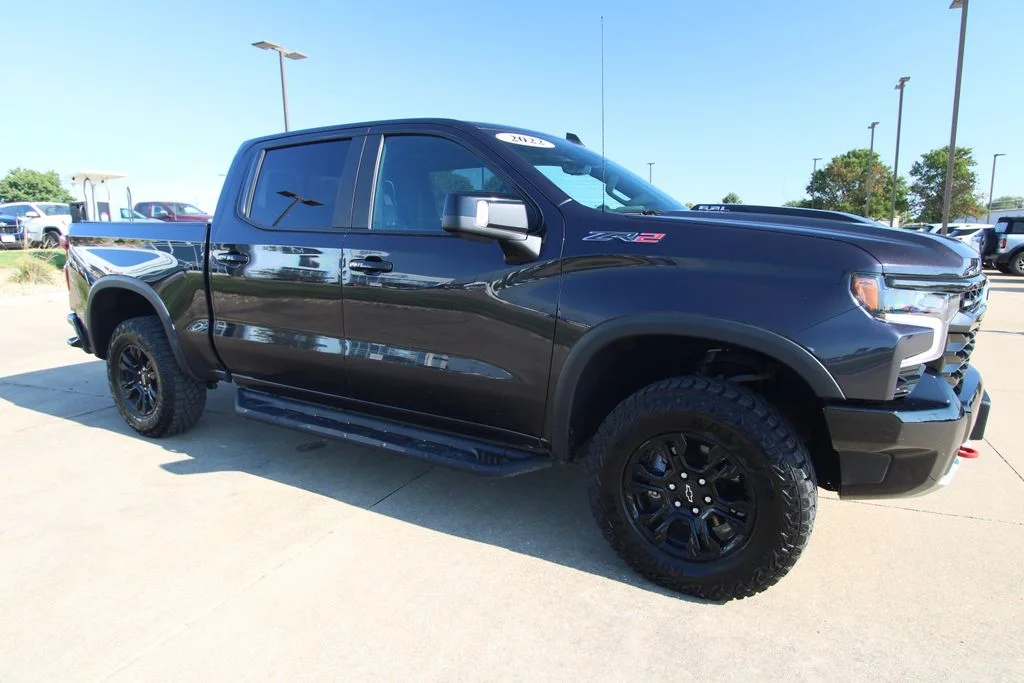 Used 2022 Dark Ash Metallic Chevrolet ZR2 image 3