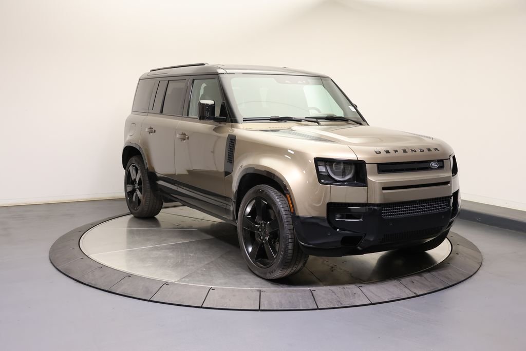 2026 Land Rover Defender X-Dynamic SE - Photo 7