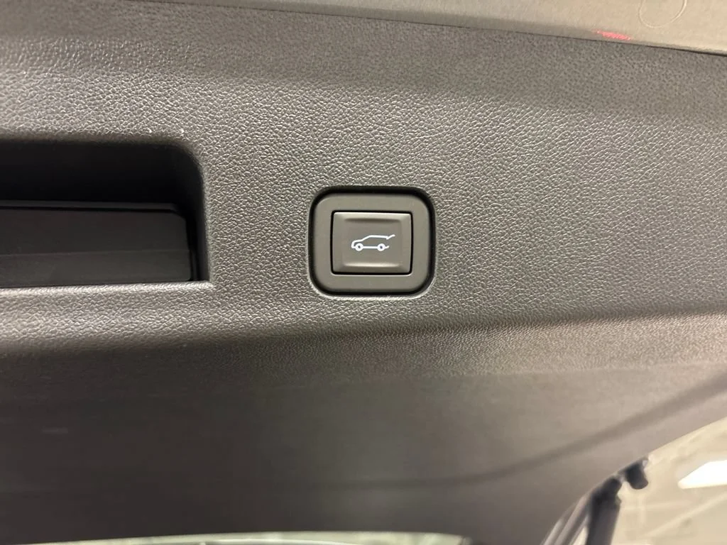2026 GMC Acadia Elevation - Photo 19