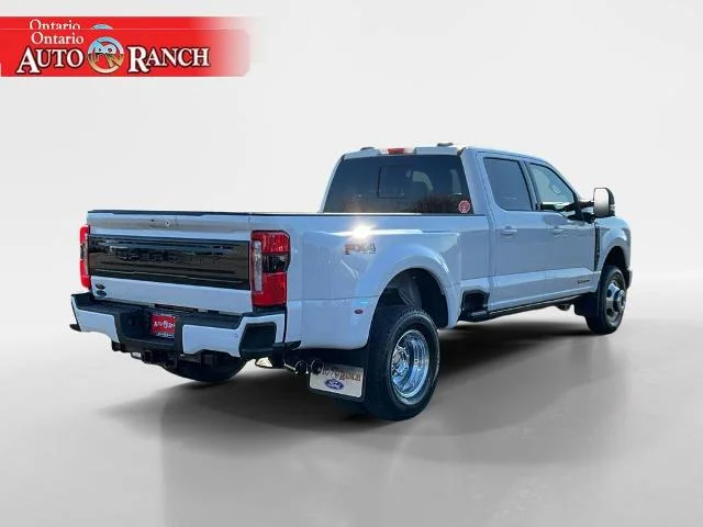 New 2026 Star White Metallic Tri-Coat Ford F-350® Platinum® image 24