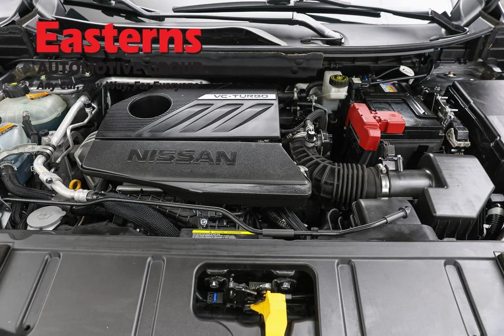 Used 2023 Gray Nissan SV image 7