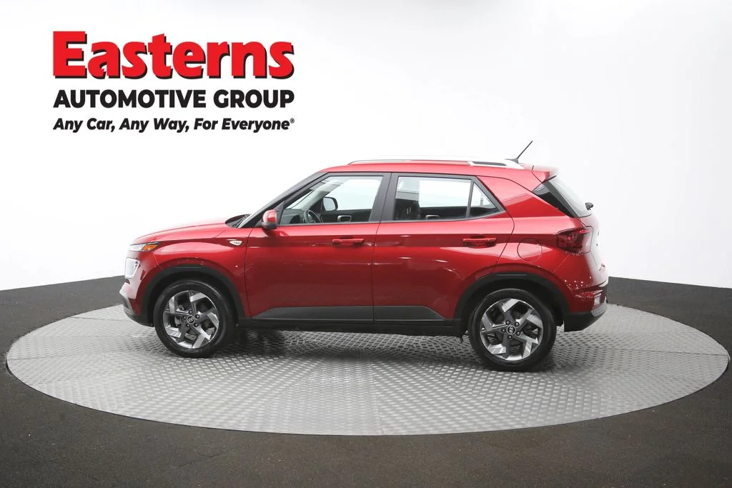 Used 2025 Red Hyundai SEL image 62